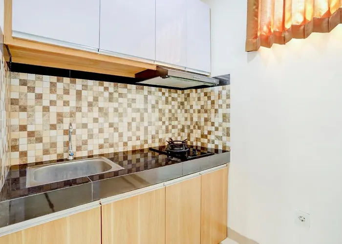 Hotel Oyo 90212 Damar Gendjreng