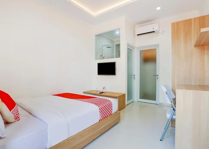 Hotel Oyo 90212 Damar Gendjreng 2*
