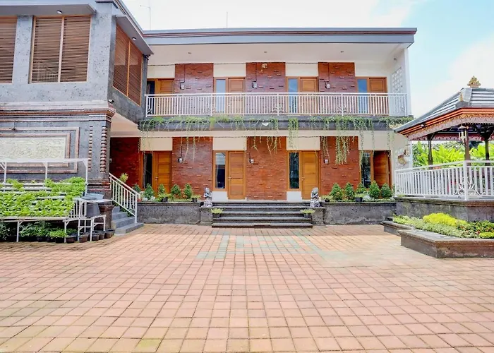Hotel Oyo 90212 Damar Gendjreng